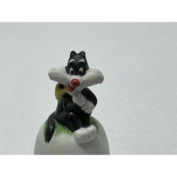 Set Of 3 Vintage Ceramic Warner Brothers Bells 4", 1979 Price Products - Picture 13 of 13